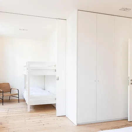 Apartment Spacious Modern Appartments In The Heart Of