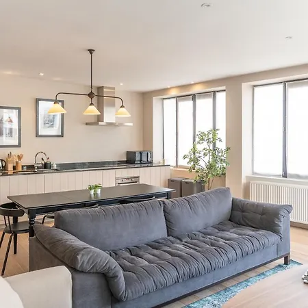 Apartment Spacious Modern Appartments In The Heart Of *