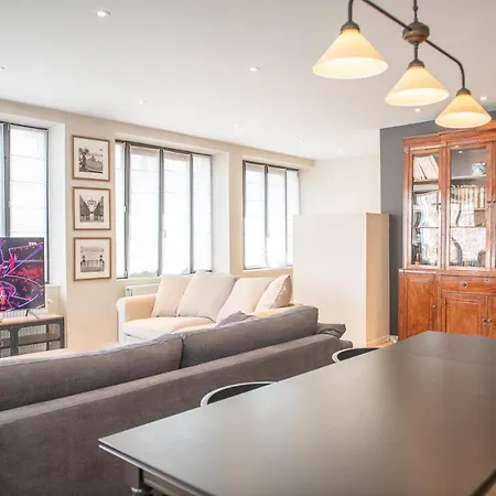 Spacious Modern Appartments In The Heart Of شقة *